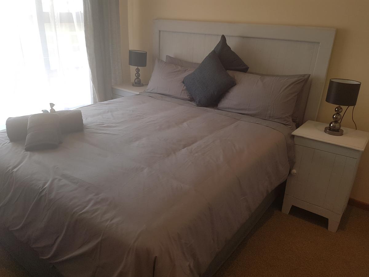 6 On Capella Guesthouse Primrose Eksteriør billede